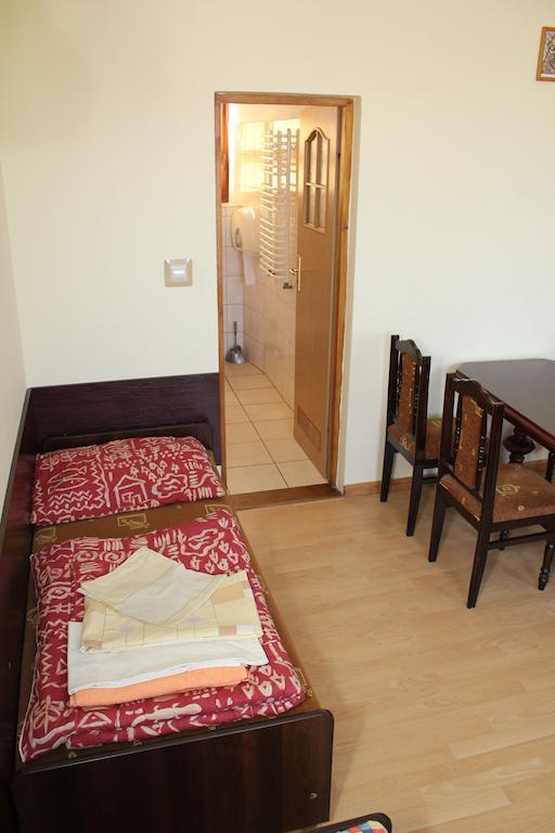 Hotel Dom Pielgrzyma Kalwaria Zebrzydowska Esterno foto